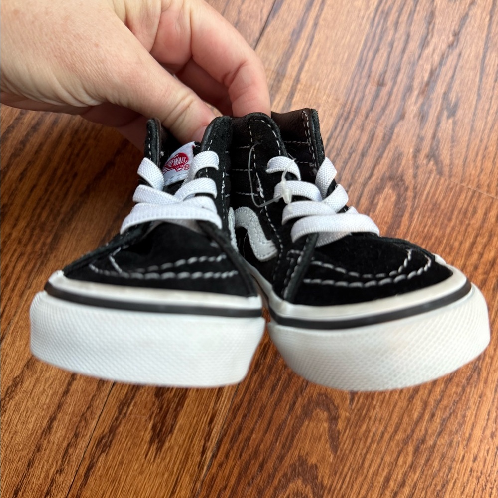 Vans Toddler Sk8-Hi Zip Shoe 4 - Picture 3 of 8